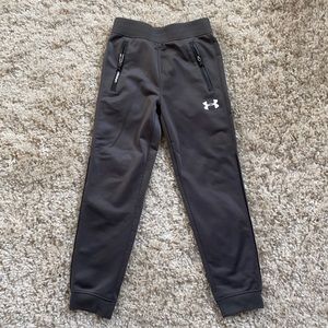 Under armour boy’s joggers